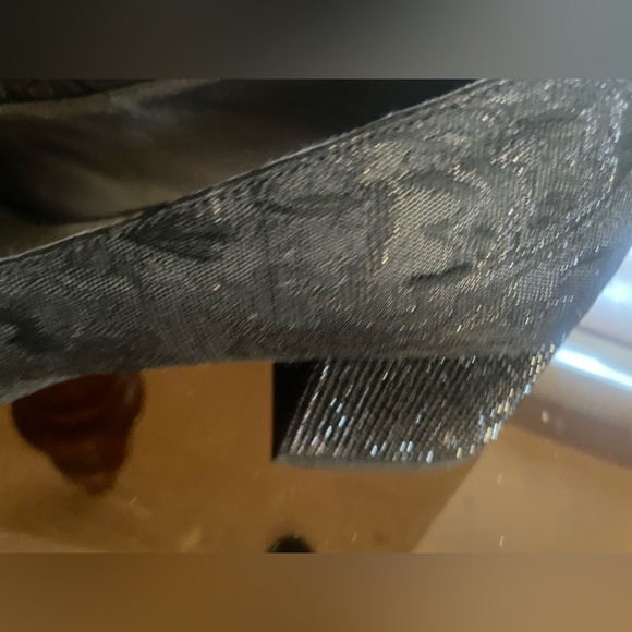 Low heel - Picture 7 of 8